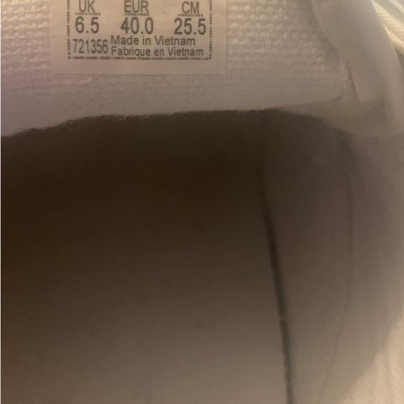 Opalescent White Vans - Picture 3 of 4